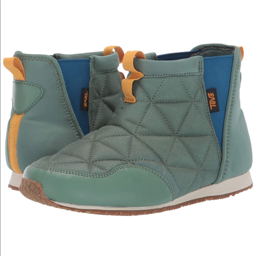 Teva Ember Mid Helix Green Quilted Shoe 🌈🛸